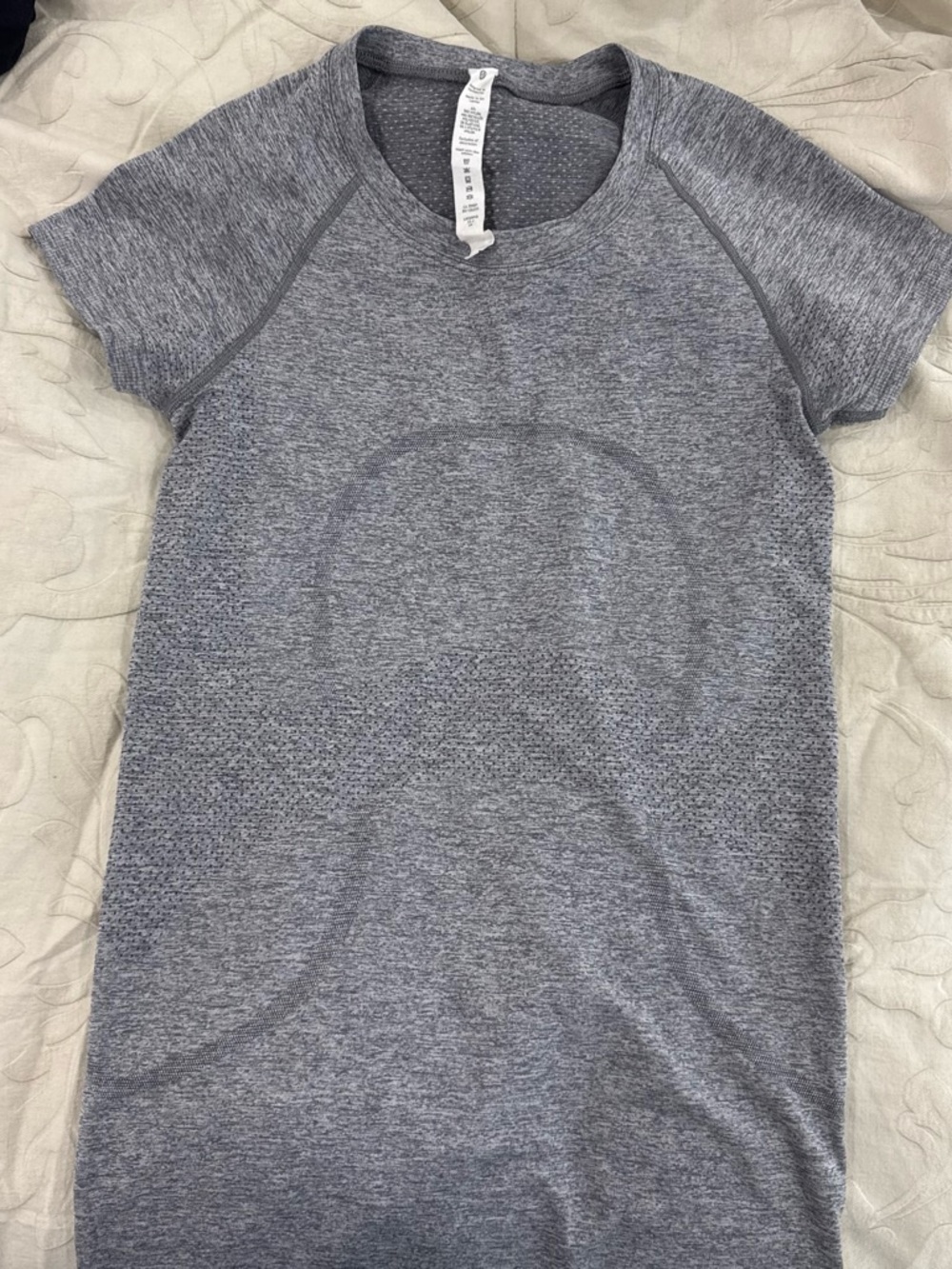 lululemon athletica Gray Seamless Short-Sleeve Active Tee